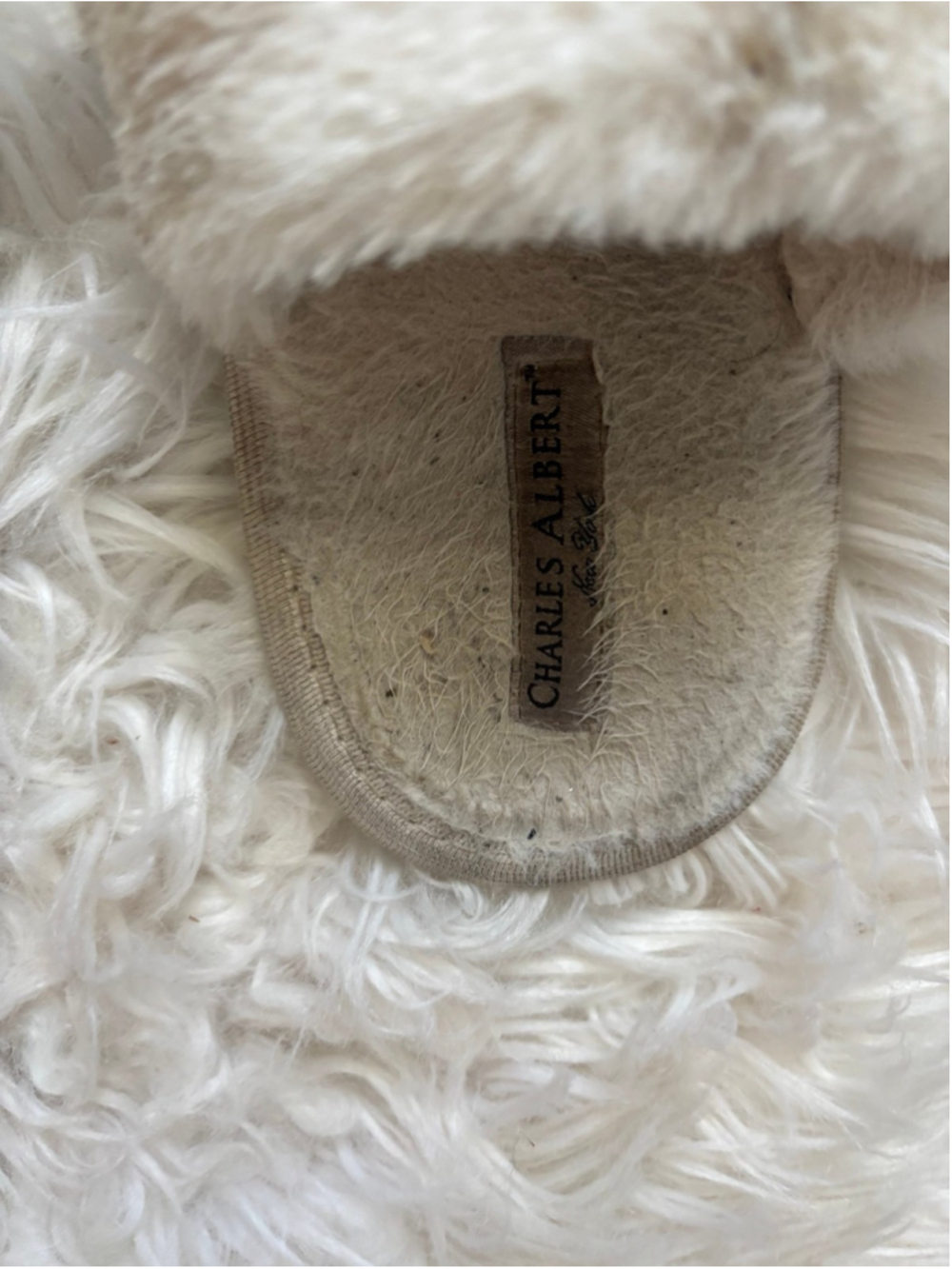 Super well worn woman's house slippers shoes - Picture 5 of 8